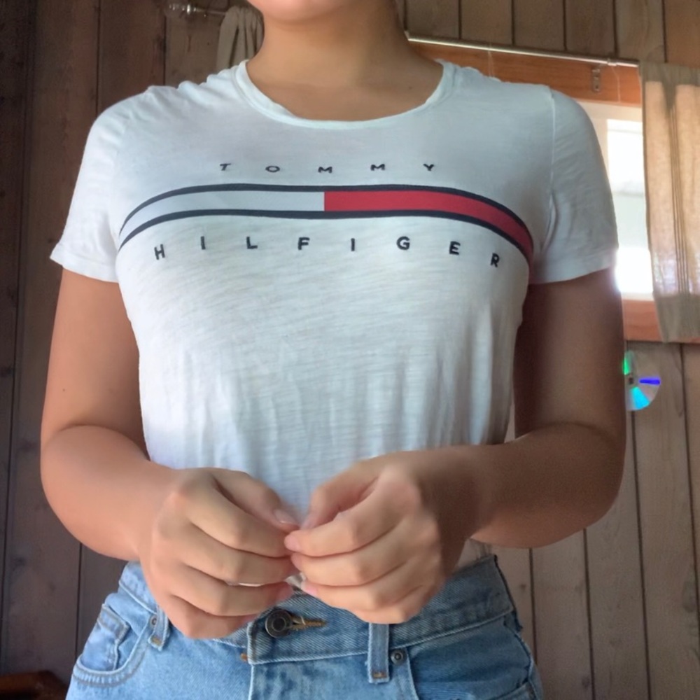 tommy hilfiger tee